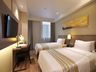 Home Inn Plus (Shanghai Pudong Airport)