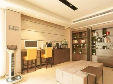 Home Inn Plus (Shanghai Pudong Airport)