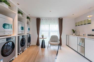 Atour Hotel Shanghai World Expo West Gaoke Road