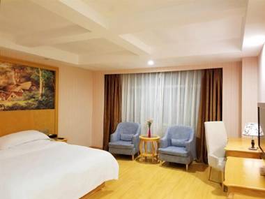 Vienna Hotel Shanghai Hongqiao Hub Songjiang Xinqiao