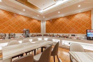 Vienna Hotel Shanghai Hongqiao National Exhibition Center Beiqiao Metro Station