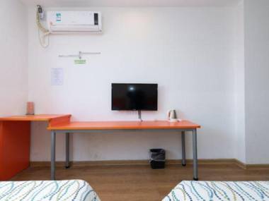 Pod Inn Shanghai Xiuyan Road Metro Station