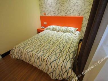 Pod inn(Shanghai Xincun Road Metro Station Tongji Hospital Branch)