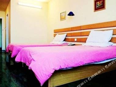 Yunjiang Business Hotel (Shanghai Nanle Road Branch)