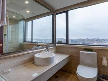 Vienna International Hotel (Shanghai Zhujing)