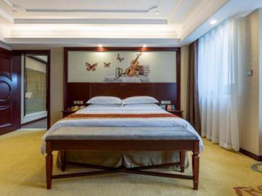 Vienna International Hotel (Shanghai Zhujing)