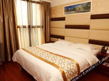 Super 8 Hotel (Shanghai Huyi Highway Shanghai University)