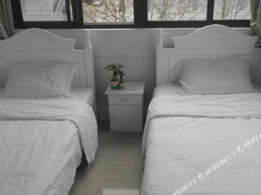 Juyuan Apartment