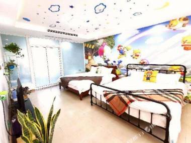 Shanghai corner boutique homestay