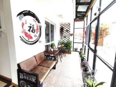 Shanghai corner boutique homestay