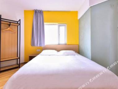 Pod Inn (Shanghai Yu Garden Red House and Lujiabang Metro Station branch)