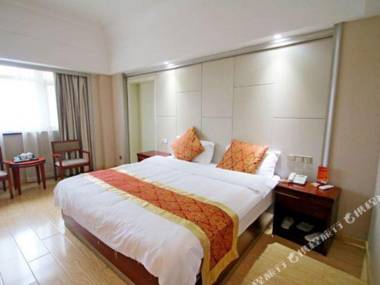 Shanghai Liantai Holiday Hotel (Gongfu Xincun Metro Station)