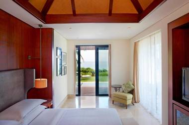 Sheraton Sanya Yalong Bay Resort