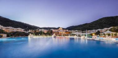 Cactus Resort Sanya by Gloria