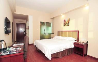 GreenTree Inn Sanya Heping Street Qingren Bridge Express Hotel