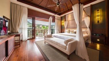 Sanya Ocean Sonic Banling Hotspring Resort