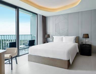 Oakwood Apartments Sanya