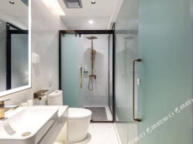 7 Premium (Sanya Eternal Love University Town Store)