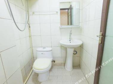 Qinhuangdao Yueru Hotel