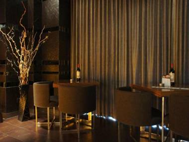 Housing International Hotel Qingdao