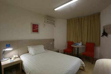 Jinjiang Inn Qingdao Wu Si Square Nanjing Road