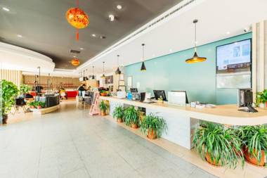 ibis Qingdao Ningxia Road