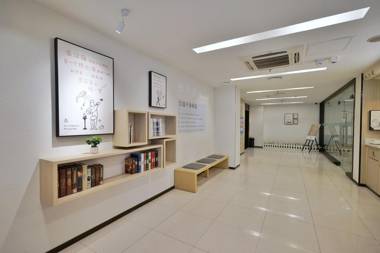 Hanting Hotel Qingdao Taidong Wanda Square