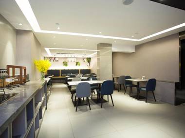 Hanting Hotel Qingdao Shandong Road Okma Overpass