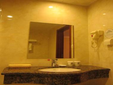 GreenTree Inn Shandong Qingdao Jiaozhou Datong Mansion Express Hotel