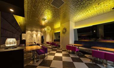 Orange Hotel Select Qingdao Wusi Square