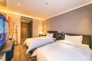 Hanting Hotel Qingdao Badaguan Taipingjiao Park Metro Station