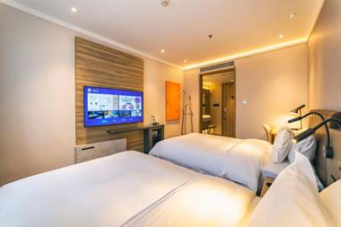 Hanting Hotel Qingdao Badaguan Taipingjiao Park Metro Station