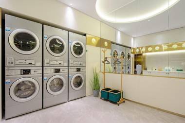 Atour Light Hotel Qingdao International Convention Center