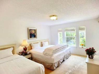 Shitou Shanzhuang Resort