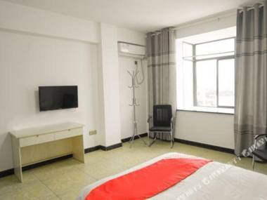 Qingdao long hua hai business hotel