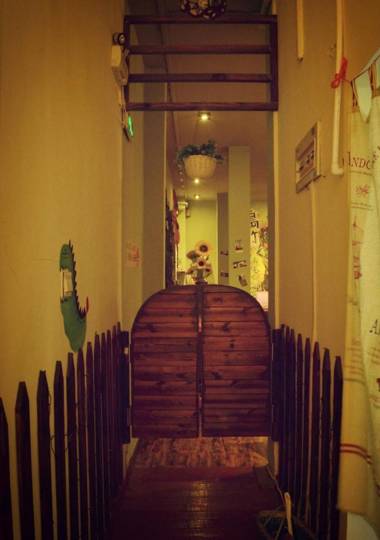 Qingdao Yuezhu Topic Hostel