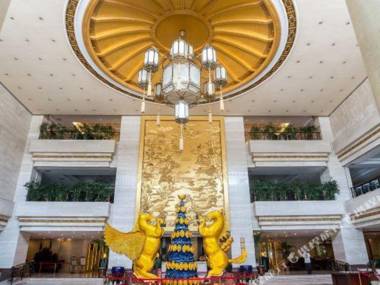 Oriental International Hotel