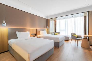 Holiday Inn One Thousand Island Lake an IHG Hotel