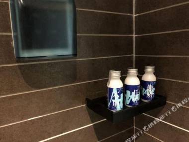 Xana Hotelle (Guang'an South Railway Station)