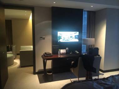 Howard Johnson IFC Plaza Ningbo