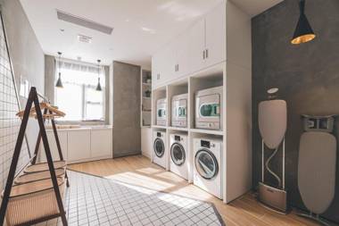 Atour Hotel Ningbo Jishi Harbor Outlets