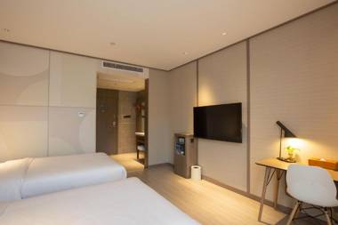Hanting Hotel Ningbo Zhenhaizhuang Vanke Plaza