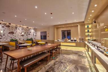 Hanting Premium Hotel Ningbo Century Oriental Plaza