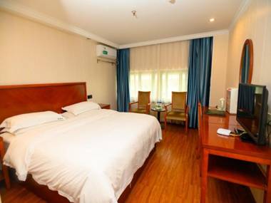 GreenTree Inn JiangSu NanTong HongMing Plaza Express Hotel