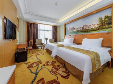 Vienna Hotel Nanning Anji Avenue 33rd Middle School Metro Station