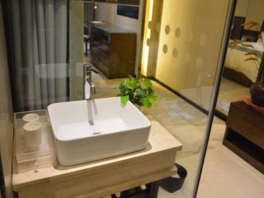 Nanning Champs Elysees Hotel