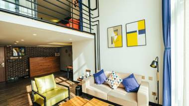 VIZ Culture & Arts Apartment