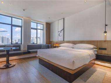 GreenTree Eastern Binhu Road Wanda Hotel