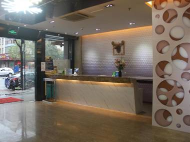 Pai Hotel Nanning Jiangnan Wanda Plaza Shizhulin Metro Station