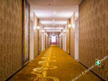 Grammy Hotel (Nanning Xixiangtang Coach Station Metro Station)